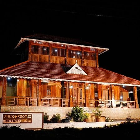 Apartamento Jackroot Heritage Athirappilly Kallana Exterior foto