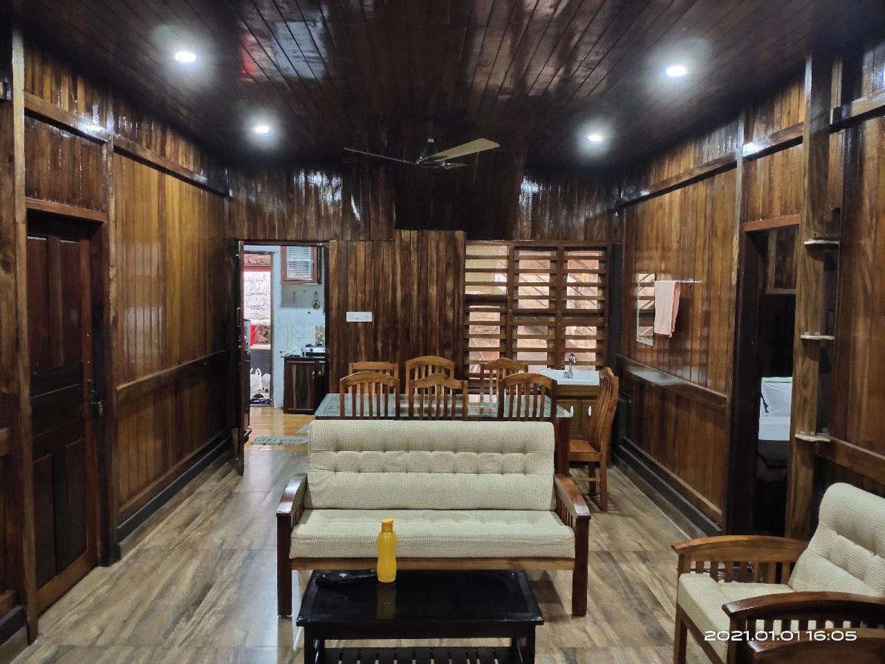 Apartamento Jackroot Heritage Athirappilly Kallana Exterior foto